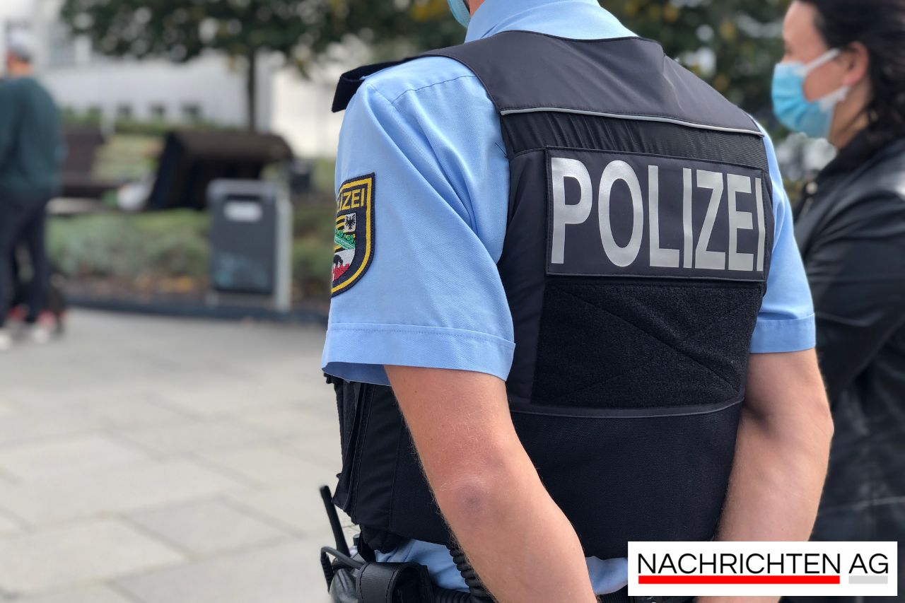 Cambriolage à Rotherbaum: les vols inconnus volent un coffre-fort précieux!